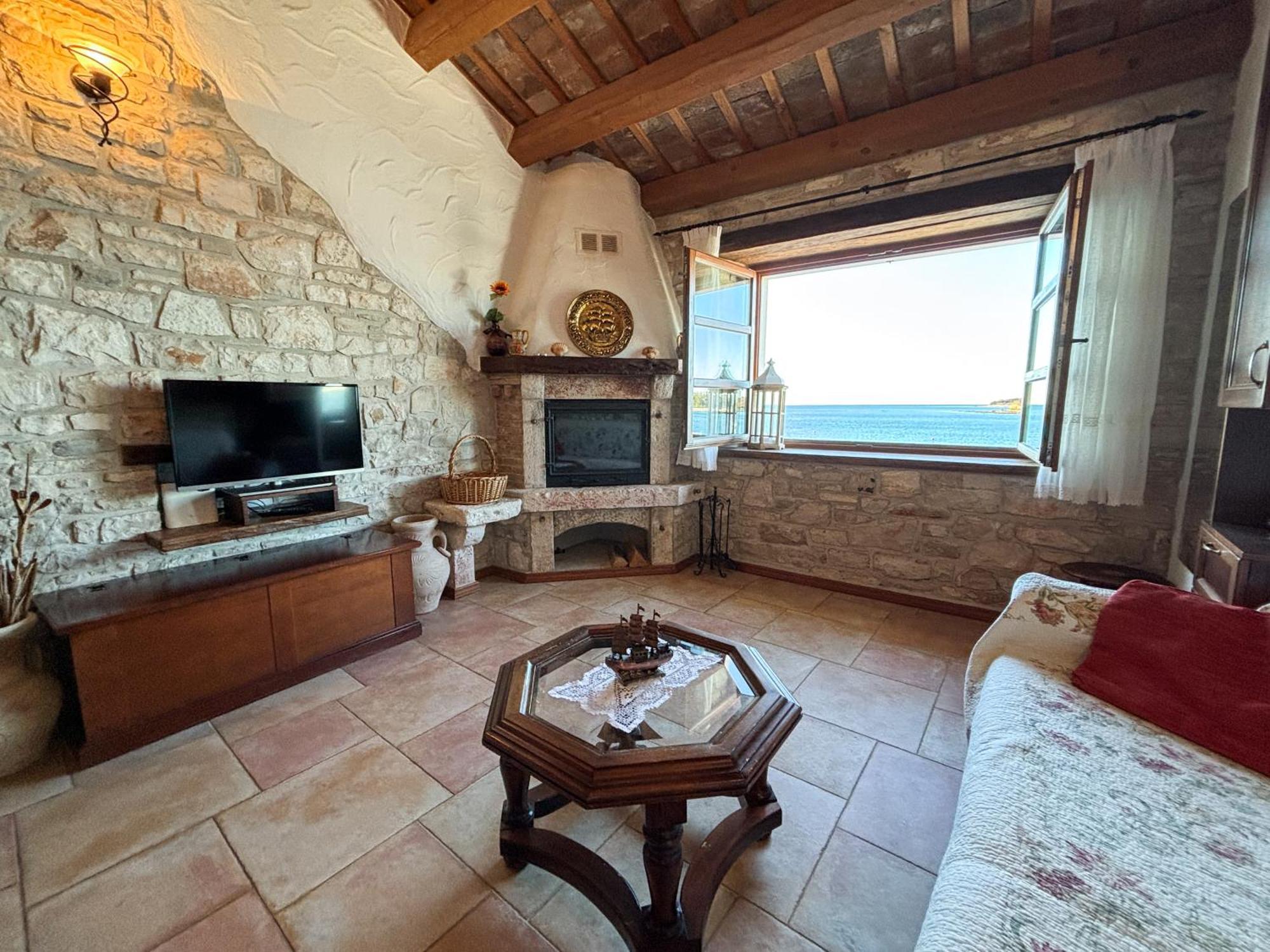 City Center Coastal Escape - Apartments With Sea View Or Cozy Room Novigrad Istria Εξωτερικό φωτογραφία