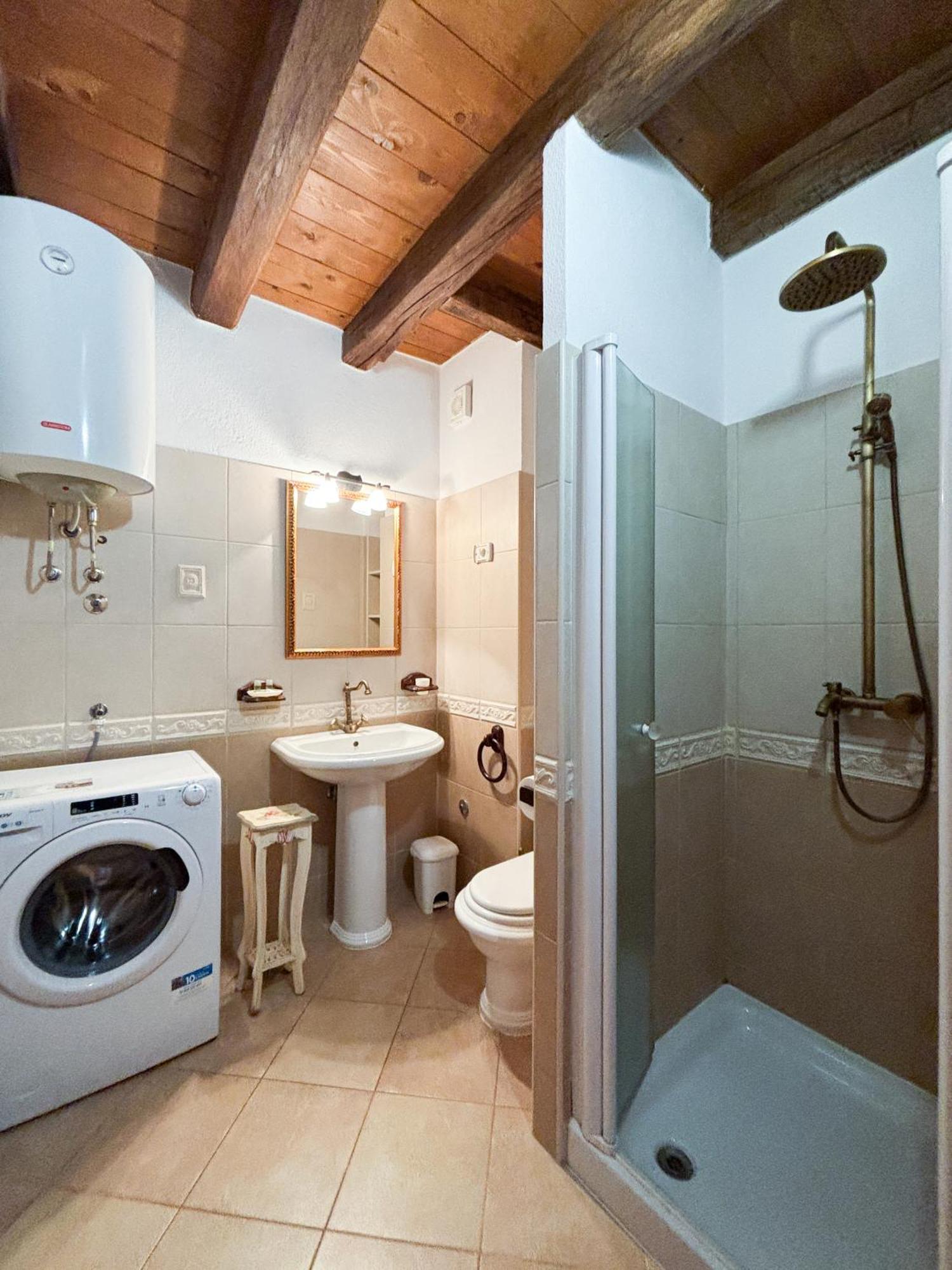 City Center Coastal Escape - Apartments With Sea View Or Cozy Room Novigrad Istria Εξωτερικό φωτογραφία